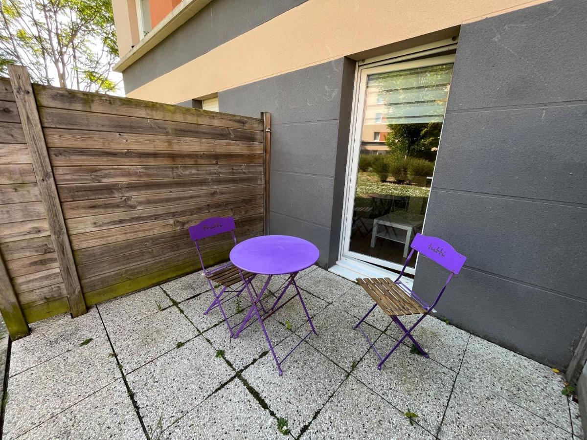 Acajou, Studio Avec Terrasse Et Parking Prive Caen Extérieur photo