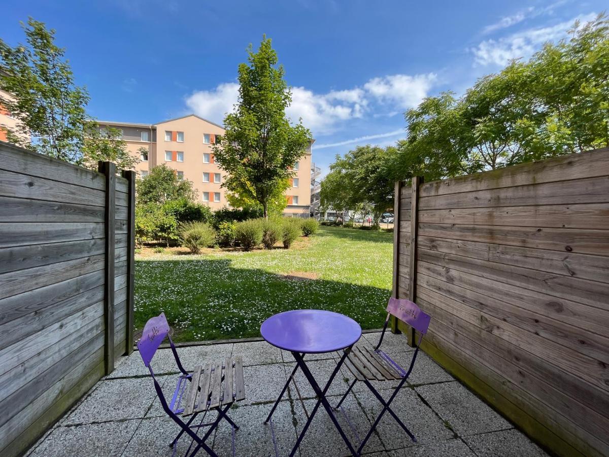 Acajou, Studio Avec Terrasse Et Parking Prive Caen Extérieur photo