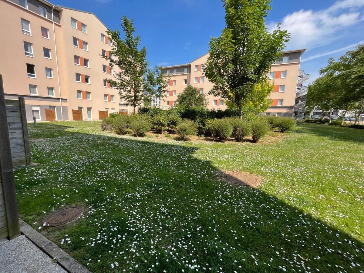 Acajou, Studio Avec Terrasse Et Parking Prive Caen Extérieur photo