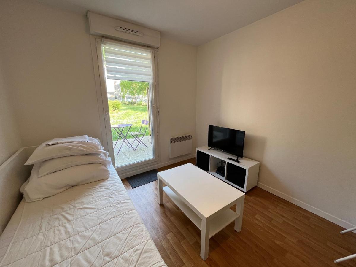 Acajou, Studio Avec Terrasse Et Parking Prive Caen Extérieur photo